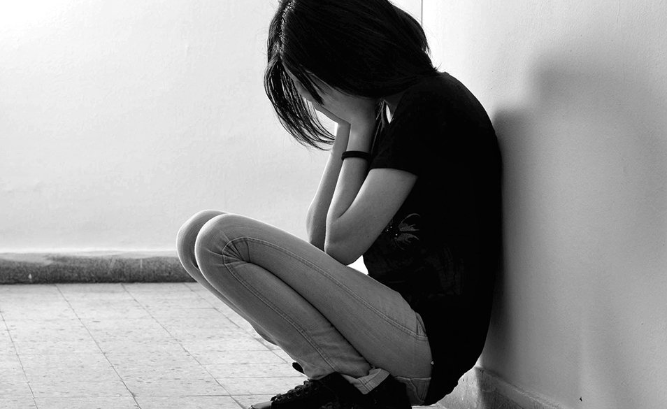 Why do women get depressed ?